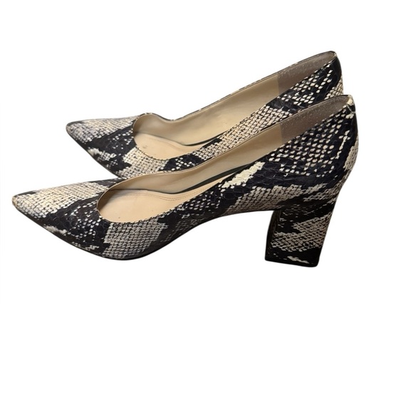 MARC FISHER LTD Women's Black Tan Multi  Snake Block Heels Pumps Leather EUC - Picture 8 of 17